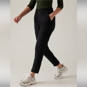 Athleta Pants Womens XS Black RetroTerry Tapered Sweat Travel Sporty Comfort Gym